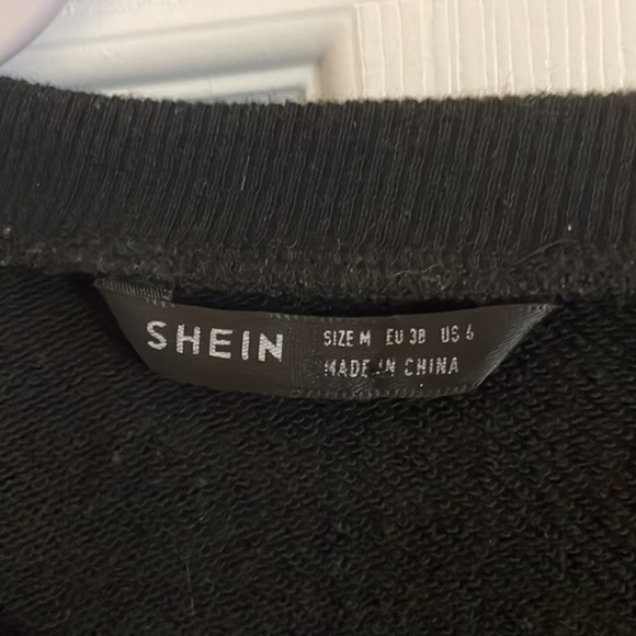 SHEIN Social Distancing Funny Graphic Sweater - Medium - Picture 8 of 8